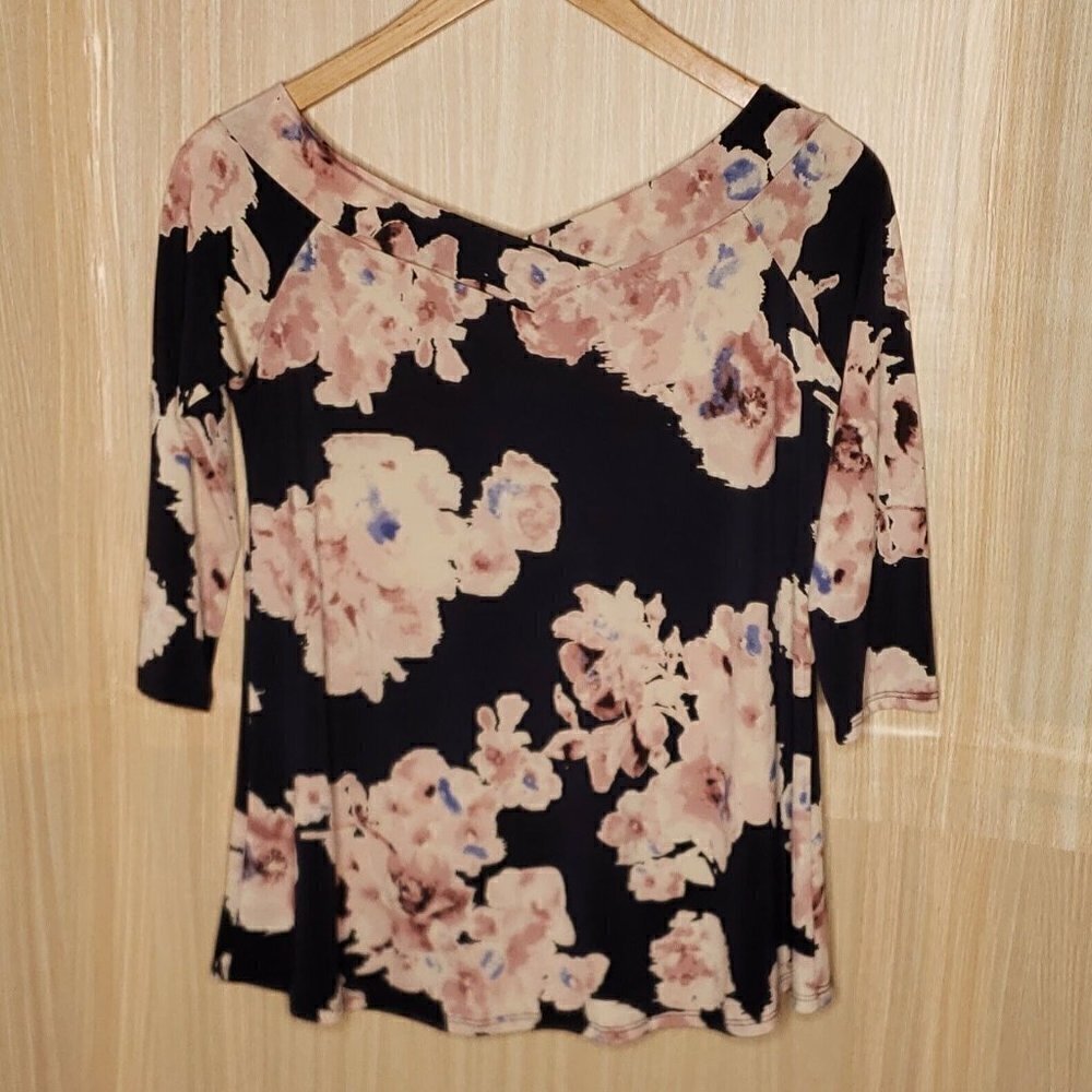 MTS Womens Navy Stretchy Floral Top Large